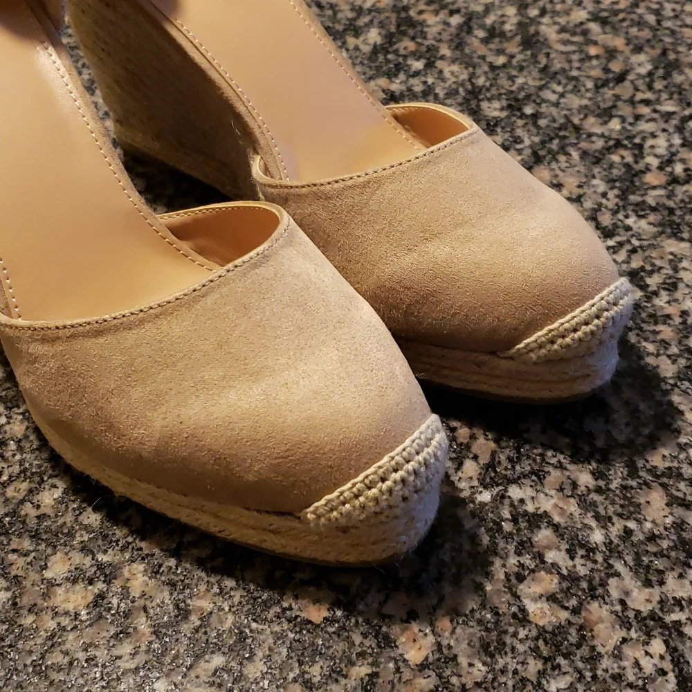 ♦️♦️ SOLD ♦️♦️ JustFab Wedge Heel - Picture 8 of 9